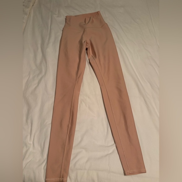 Alo Women's Peach Leggings - Picture 1 of 3